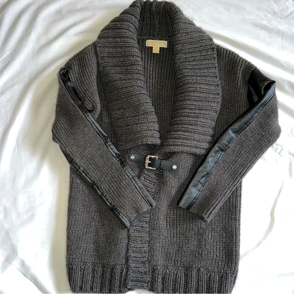 Never use, beautiful alpaca material coat.